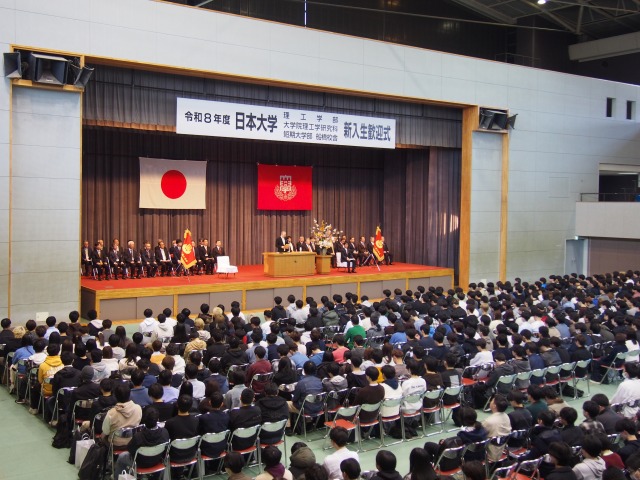 新入生歓迎式，事務ガイダンスを実施しました